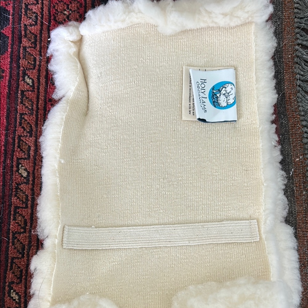 Cream Wool Massage cradle topper - Picture 2 of 7